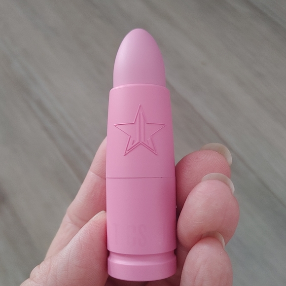 Jeffree Star Cosmetics Unphazed Velvet Trap Lipstick - Picture 2 of 11